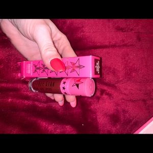 Jeffree star lipstick designer blood